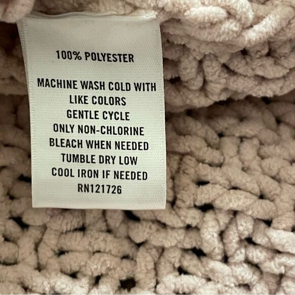 Aeropostale Blush Pink Cable Knit Long Sleeve Sweater Size Large - Picture 11 of 11